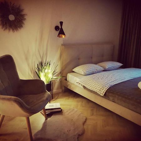 Cosy Old Town Apartment Klaipėda Buitenkant foto