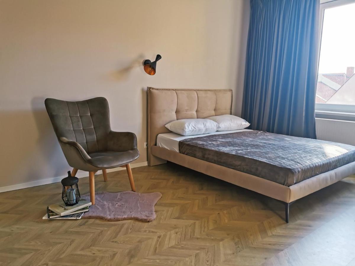 Cosy Old Town Apartment Klaipėda Buitenkant foto